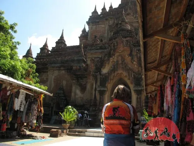 Myanmar Easy Cycle Tours - 4 Days 1
